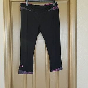 Under armour capri workout pants
